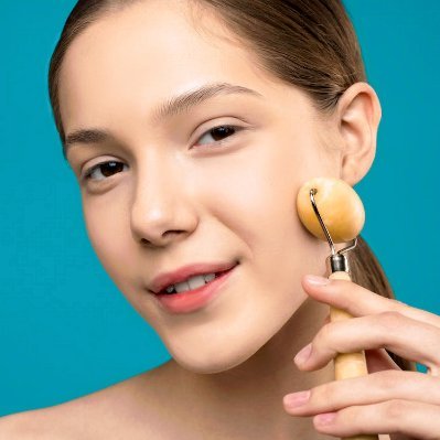 AlishaCunn65007's profile picture. 