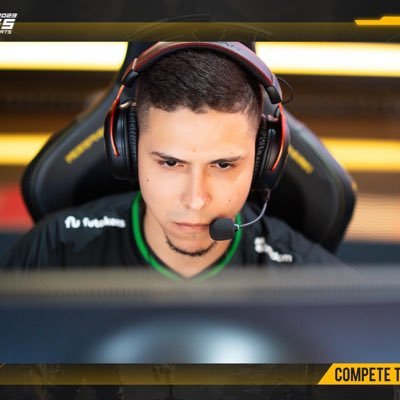 adrF, RJ, Jogador da @ImperialeSports de CrossFire (20 nacionais e 1 mundial)