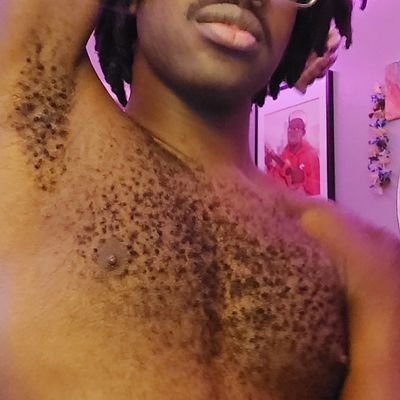 Loving showing off, posting nudes, and rting hot boys | 22 | Sub Enby Cumdump