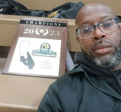2023 CIF CHAMPION, Head football coach @ Cerritos hs. Be accountable, be real & focus on your education. #WHYNOTCERRITOS #GODONS #DONSFAM