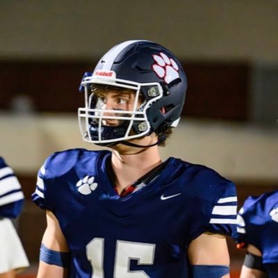 Dunwoody High School Football/WR/TE)/  6”2 185/3.8 gpa/email:owenpainter8@gmail.com