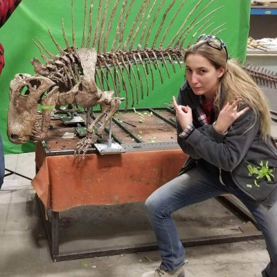 DinoDeanna_'s profile picture. Executive Director at @quintemuseum
Former Fossil Preparator
Wedding Photographer