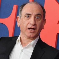 Armando Iannucci(@Aiannucci) 's Twitter Profileg