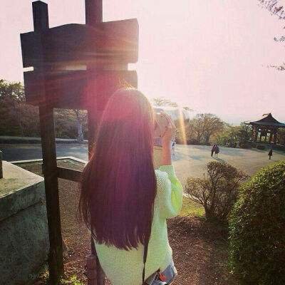 weenoc24586's profile picture. You come to me in a dusty way, which is better than all distant tenderness