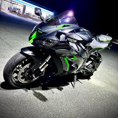 愛媛県民 kawasaki ZX10R BBQ好き 山より海が好き 釣り好き (´σ¨_,｀)