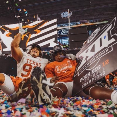 Anime, Food, College Football, #Hookem . First Cousins to Shikamaru of the Nara Clan #HiddenCloudNinja 🌩