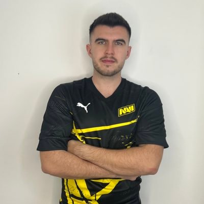 Head Coach for @natusvincere Youth Business enquiries: coolio@knacks.pro https://t.co/72eC4zFoiM
