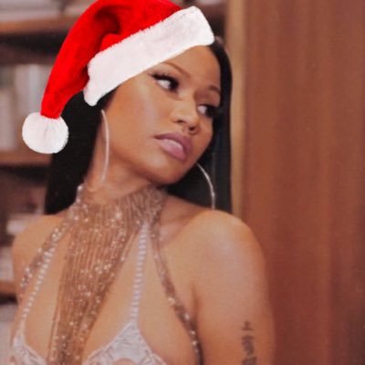 fan account, follow back. priv: @AccesMinaj