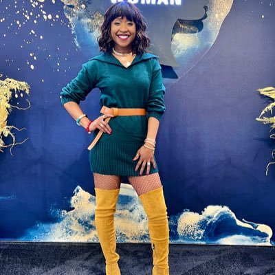 ShemekaWright's profile picture. Mother | Actress | Entrepreneur | Advocate for being good to yourself, FIRST. CEO of https://t.co/465Bydq7Nl