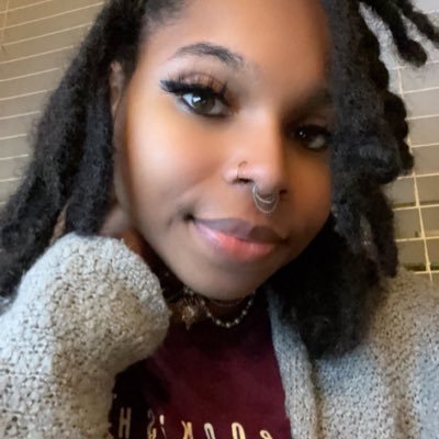 Myah_Reads Profile Picture
