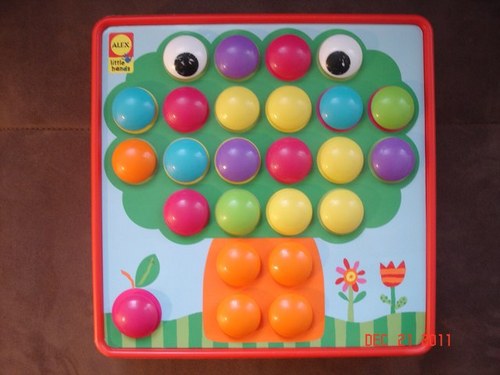 thissthegirl's profile picture. 