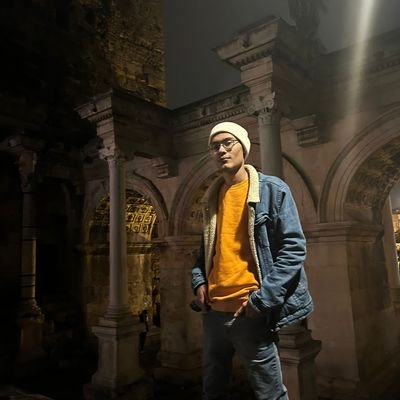 yucelkarakocvst's profile picture. Chef  🔪🇹🇷🇮🇹🇰🇷
Müzisyen 🎵
Antalya