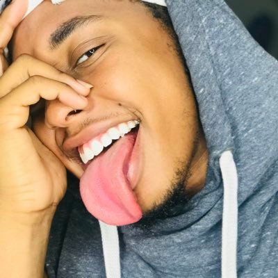 #Morehouse - | H🅰️2️⃣ C10 ❤️💛 | #3️⃣ | HypnotiQ Chapter | Dancer 🕺🏽 | Model 📷 | Actor 🎥 | Writer ✏️ | ♒️ | ATL📍 | #TSWDFL SC: @saluteyurking
