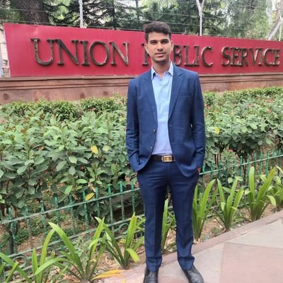 State Executive Member @ IMA   

BRAND AMBASSADOR AT AIIMS DELHI(🥇 medalist) & DNA

⚕️MBBS ➡️SNMC🎓