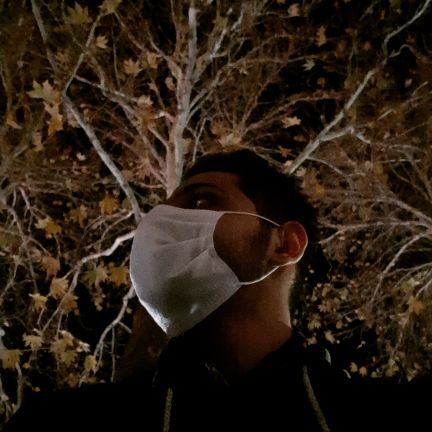 AmiReezz's profile picture. درحال پا زدن!
اشغالم قیافته🙂