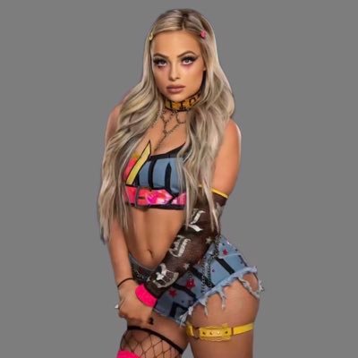 I’m Liv Morgan the WWE superstar 😍 the former TAG TEAM Champion