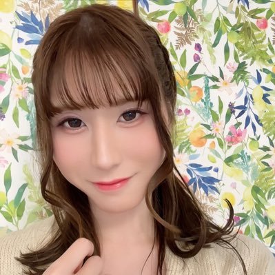 セクシー女優の愛瀬まりさです。 サブ垢ではプラベートを中心に呟いてます。 フォローして頂けると嬉しいです！