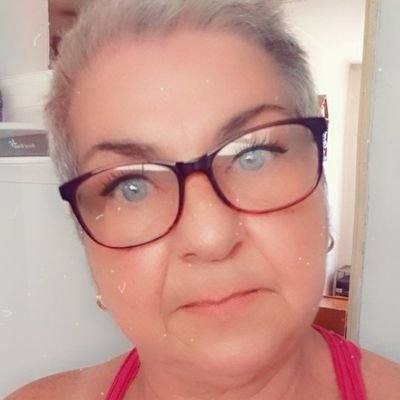 Elisferrari's profile picture. 