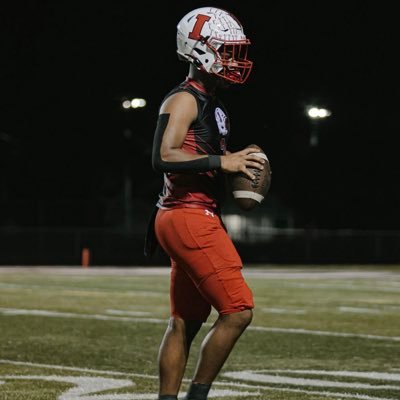 Immokalee football: RB,WR ~ height 5’10~ weight 180 ~ gpa: 3.0 ~ C/O 2025 ~ email: mixonjayden1@icloud.com