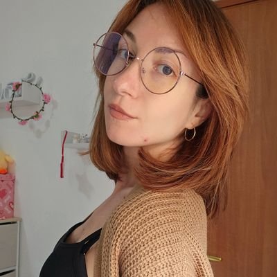 nata_stanca's profile picture. M'incazzo e mi lamento.