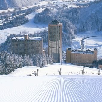 新潟県・ #越後湯沢 の、NASPAニューオータニ・NASPAスキーガーデン・NASPA CAMP GARDENのツイッターアカウント!
中の人はSHOP NASPAの住人
#温泉むすめ #越後湯沢かすみ 販促中
