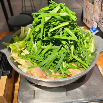 emxtpg2's profile picture. 冬は鍋を肴に一杯