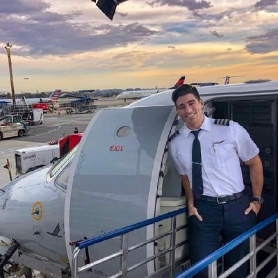 Regional pilot|Travel|men's lifestyle
📍🇨🇦🇺🇸🇱🇧
✉contsact@pilot___david_