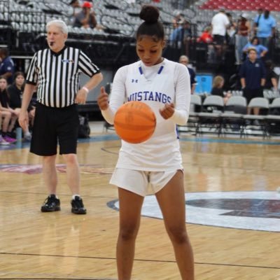 5’8 G |2025|Dobson High School | @cal_storm1  Amyamalone001@gmail.com