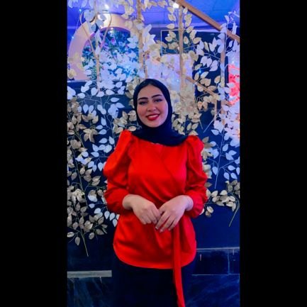قهوه تانى ... وانسحابك للصور علشان تعانى ناس كتير من صورة مشيو وانت مجنى عليه وجانى 🤍🖤