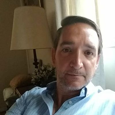 thiagoconcepcao's profile picture. Periodista independiente. Escritor. Poeta. Xeneize. Apolítico. La idolatría es la raíz de todos los males.