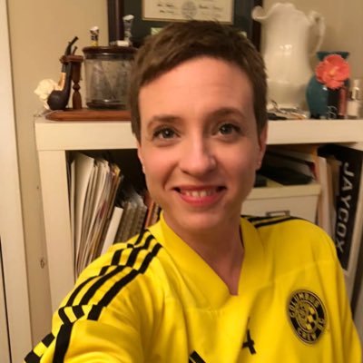 librarian | Cleveland | Ohio U. Scripps journalism alum | food & cocktails | she/her/hers | #Crew96 | I will still boo Michael Bradley post-retirement