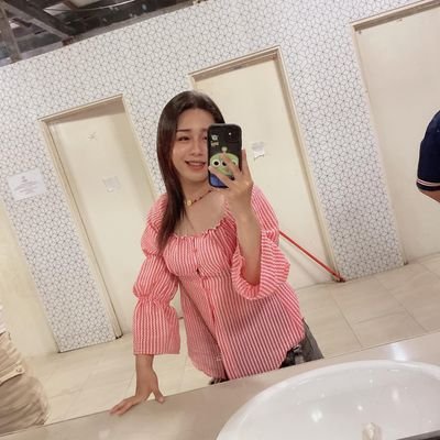 Amsohot69's profile picture. #🏳️‍🌈สาวสอง🏳️‍🌈 #หาค่าขนม ทักมาส่งรูปมาด้วยน้าา❤️ #ไม่มีรูปไม่ตอบ