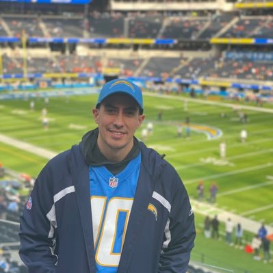 cmoraMD's profile picture. bariatric surgeon