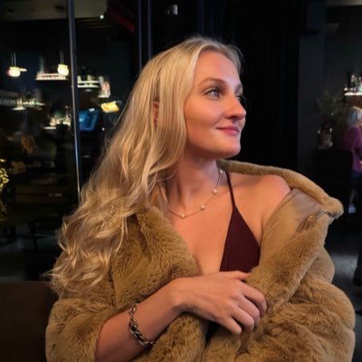 queenofharts33 Profile Picture