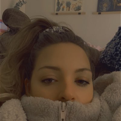 haileycolleen's profile picture. keepin it short since 1995