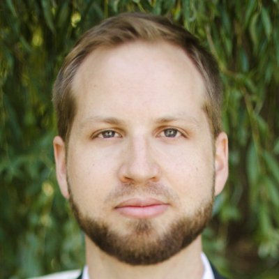 Assistant Professor, University of California, San Diego 
Derivative Media: How Wall Street Devours Culture (UC Press, 2024) | https://t.co/m7XtzQM3Y5 | https://t.co/orPR3H50qZ