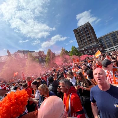 ltfc_eesa's profile picture. Anti-Fascist Lutonian