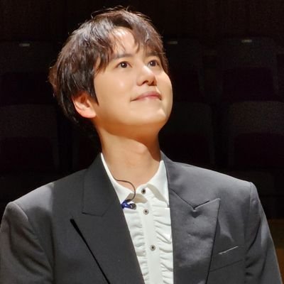 #Kyuhyun fan account |  News, translation, photos, support events |   #규현 덕후 | 번역, 뉴스, 사진, 서포트 이벤트 // @GaemGyu | ❌️  Crop ❌️ Edit