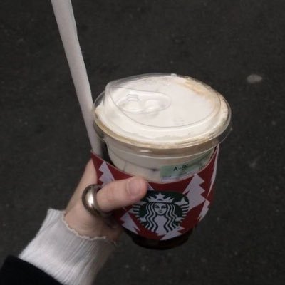 nanchoob's profile picture. 낭만파