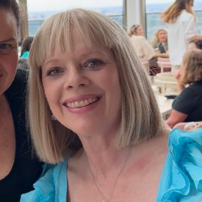 joabem's profile picture. Passionate about my family, science and sales