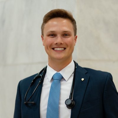 Medical Student @WVUMedSchool. BS in Immunology and Medical Microbiology @WestVirginiaU. Foodie, traveler, and Mountaineer. Opinions = my own.