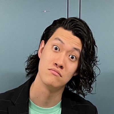 grosstwits's profile picture. Twitterでマウント取り合ったり、仕事論語ってる奴ら、全員おまだれ