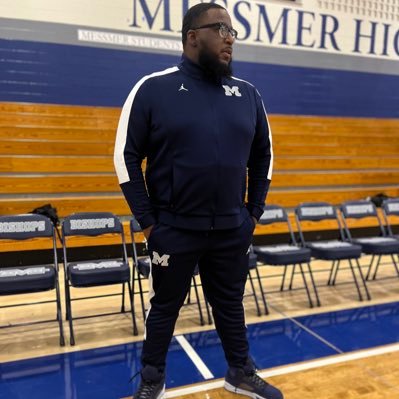 Father. Boys Varsity Assistant Coach At Messmer High School ✊🏾Ⓜ️🏀 . 7/8th Grade Girls Volleyball Coach At Messmer St Mary ✊🏾Ⓜ️🏐. LivingLegend #RIPGranny 😇