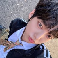 쿔 (@amper_22) 's Twitter Profile