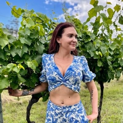 AzzaGeraghty's profile picture. Tea forever