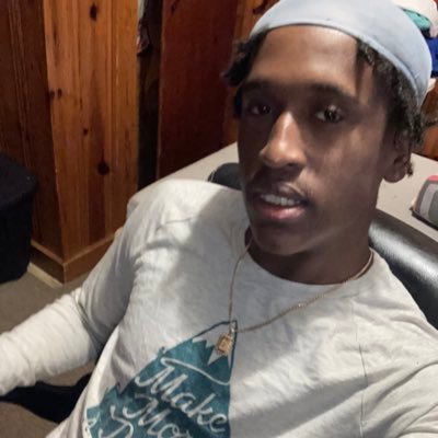 Laronte7630071's profile picture. basketball player  Troy ❤️🖤⚔️