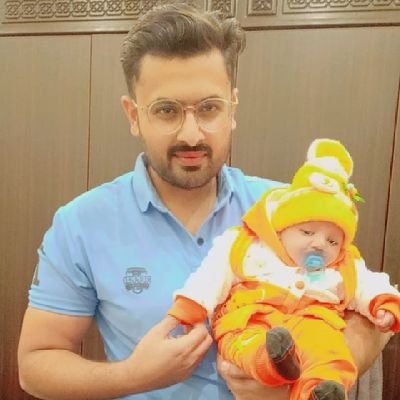 Moonzaini's profile picture. 