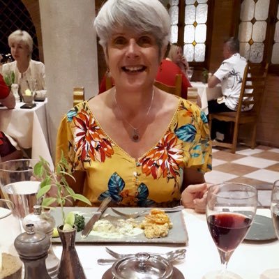 Foodie 😋 gardener 🪴 nature lover 🦔 most likely find me out walking 🥾 🥾 ☀️