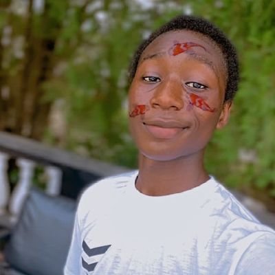 Thank God you found me🤗|| Let's follow each other🤭|| The only fun relatable account you'll ever find on Twitter|| #Alwaysfun🥰🤗
#FireBoy_DML