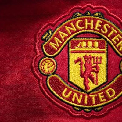 Tshivhase_'s profile picture. Mark 8:36|🥢|Microphonebia |Man utd| Redbull F1